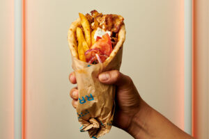 Yeerro serveres gyros i Byhaven hele sommeren 2025